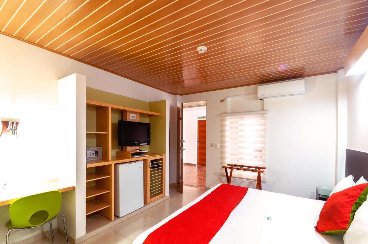 Waira Suites Leticia Buitenkant foto